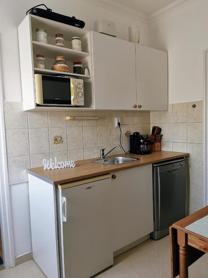 Dani Home Apartman ハイデゥソボスロー エクステリア 写真