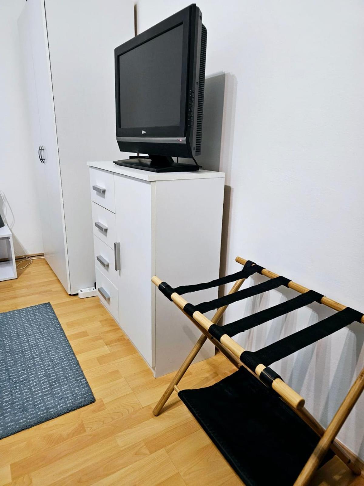 Dani Home Apartman ハイデゥソボスロー エクステリア 写真